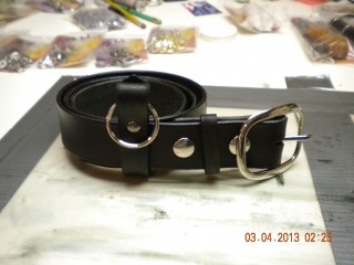 Black 1.5" belt with free key fob